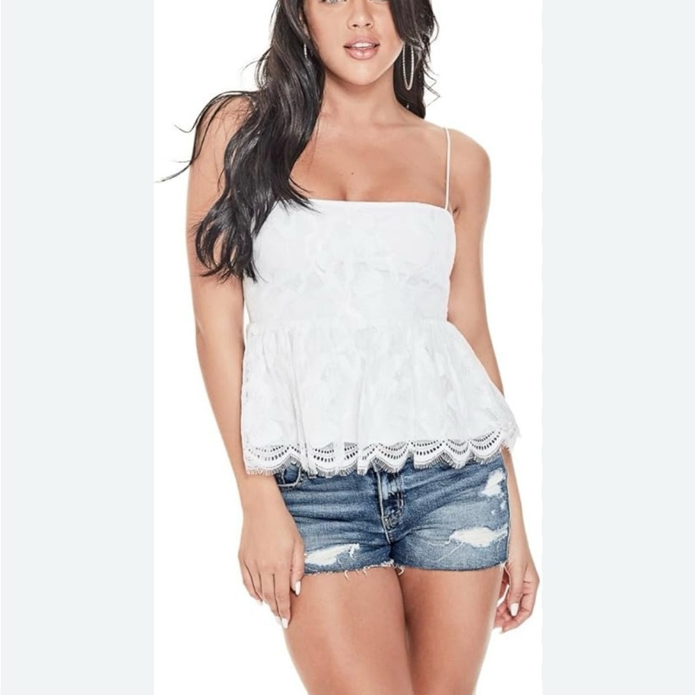 ❤️White Lace Spaghetti Strap Top❤️